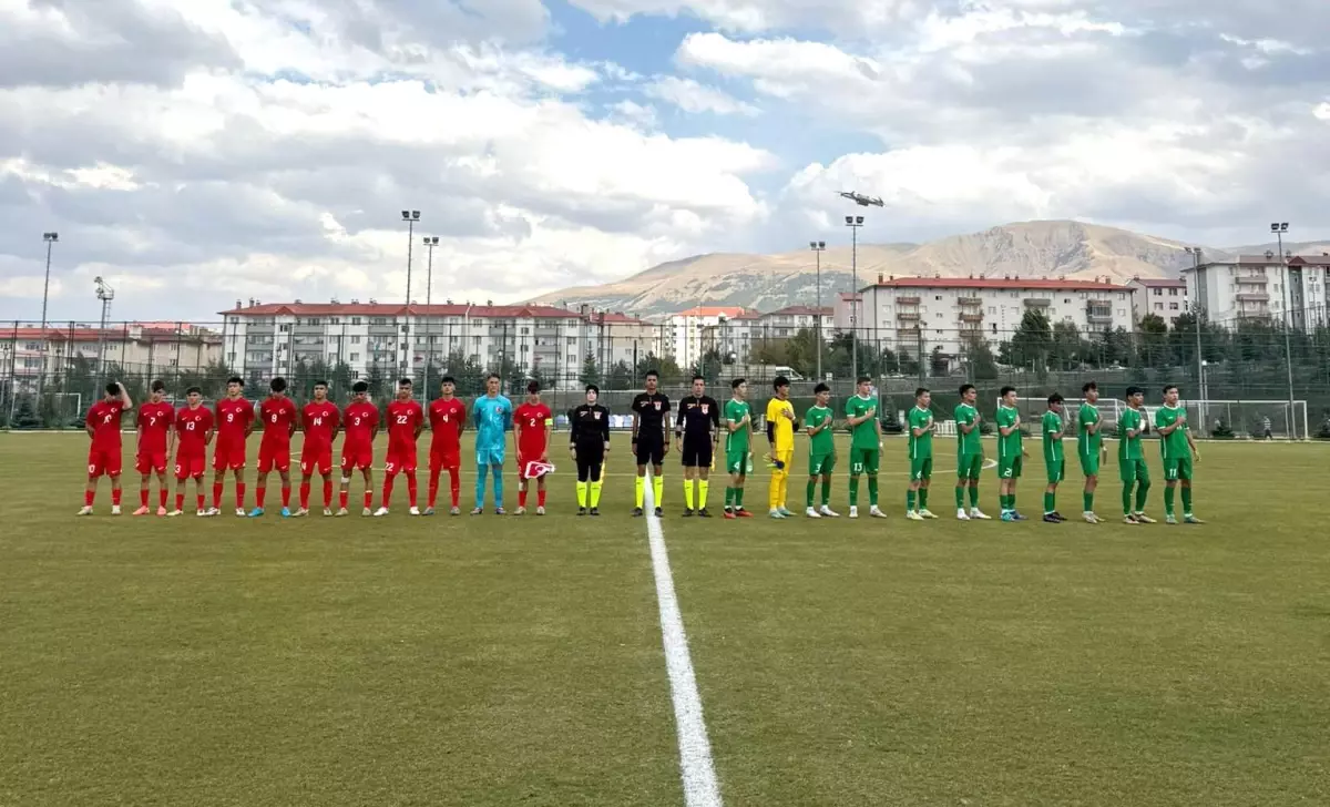 U16 Futbol Turnuvası’nda İkinci Gün Maçları Tamamlandı