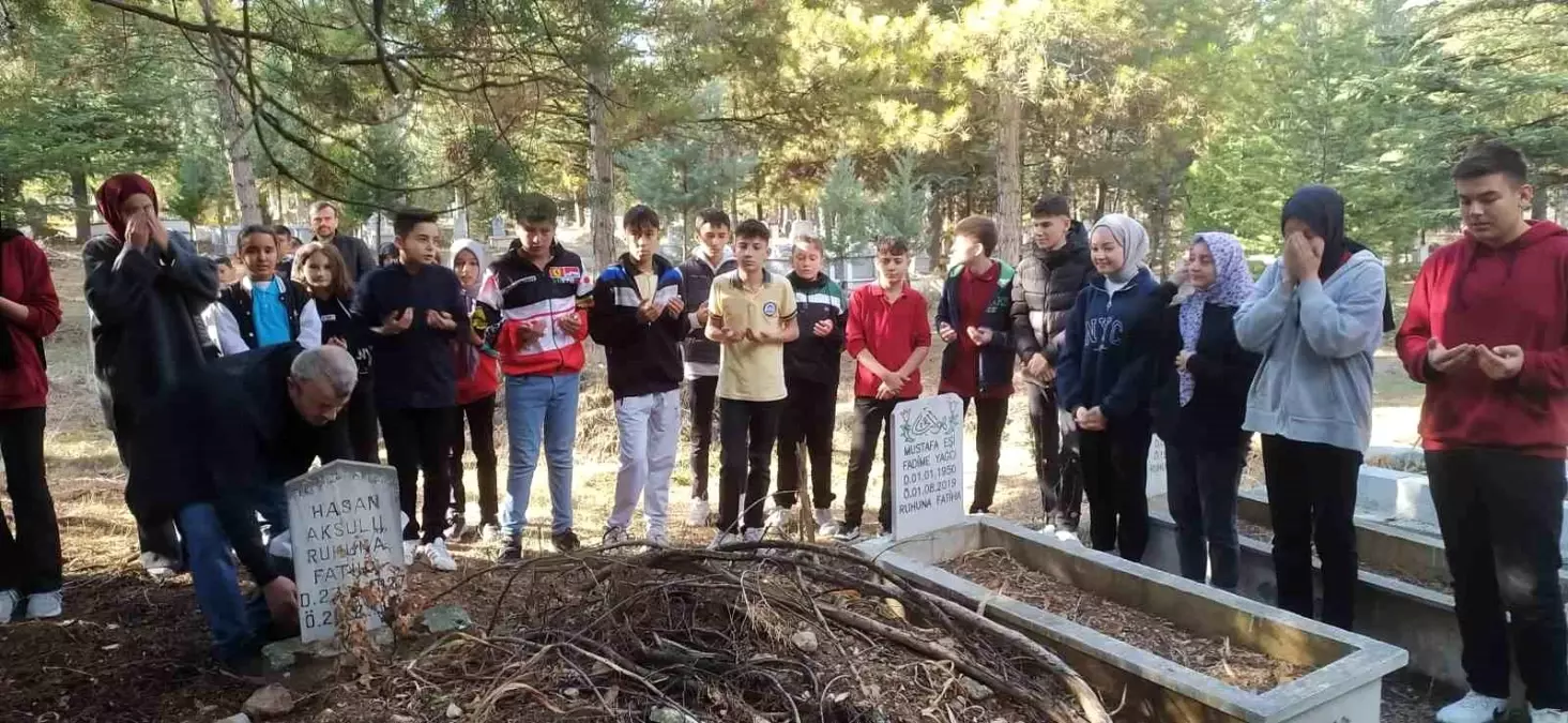 Hisarcık’ta Öğretmenler Günü Anması